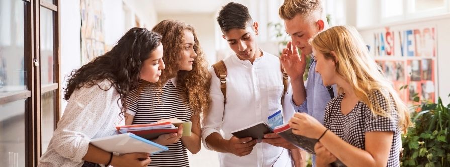 Investir dans l'or en étant étudiant